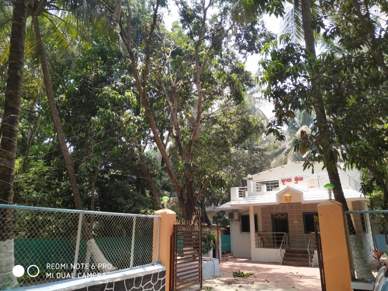 Krushna Kunj Holiday Home Алибаг Экстерьер фото