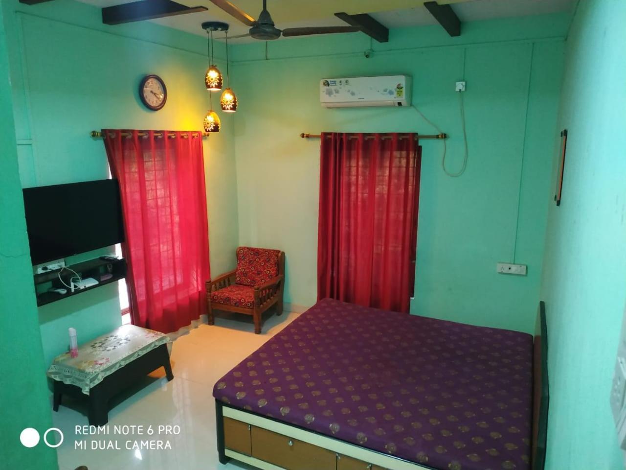 Krushna Kunj Holiday Home Алибаг Экстерьер фото